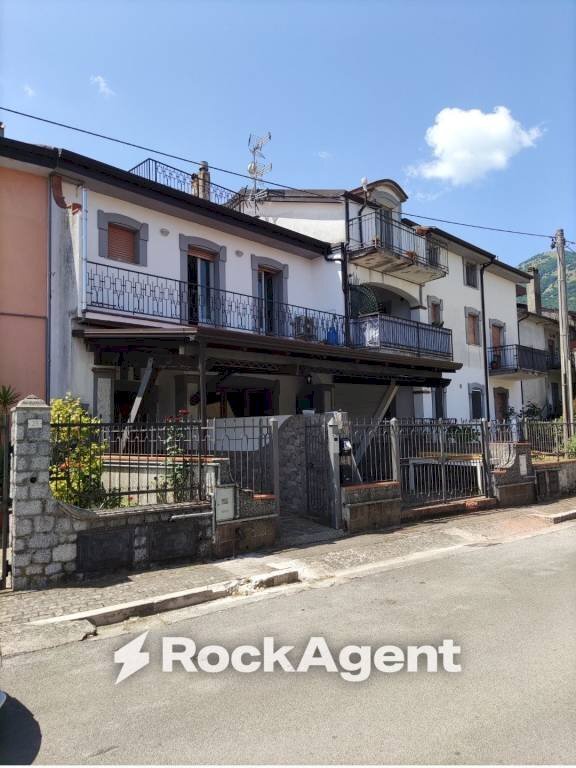 Facciata - Three-room apartment via Pozzo Donato, 29, Trecchina - photo 1