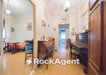 Disimpegno - Three-room apartment salita Sella, Genova (neighborhood Apparizione) - photo 6