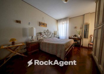 Camera da letto - Four-room apartment via Giovanni Battista Melis, 9, Sassari - photo 16