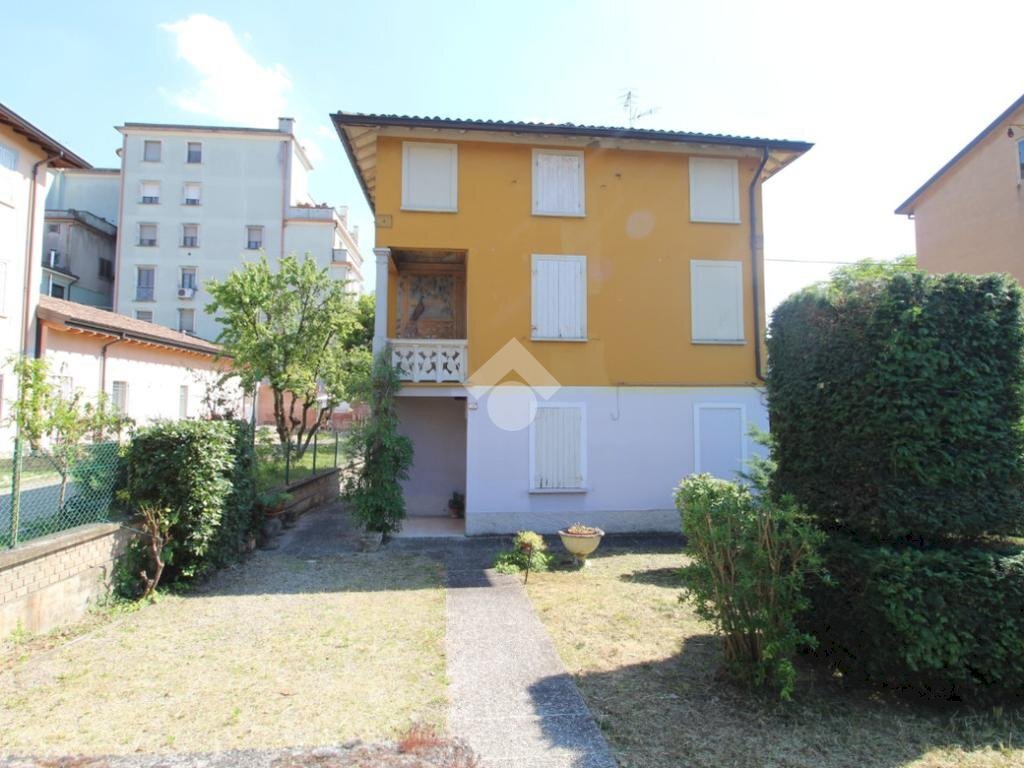 Villa Via guido da bagnolo, Bagnolo in Piano - photo 1