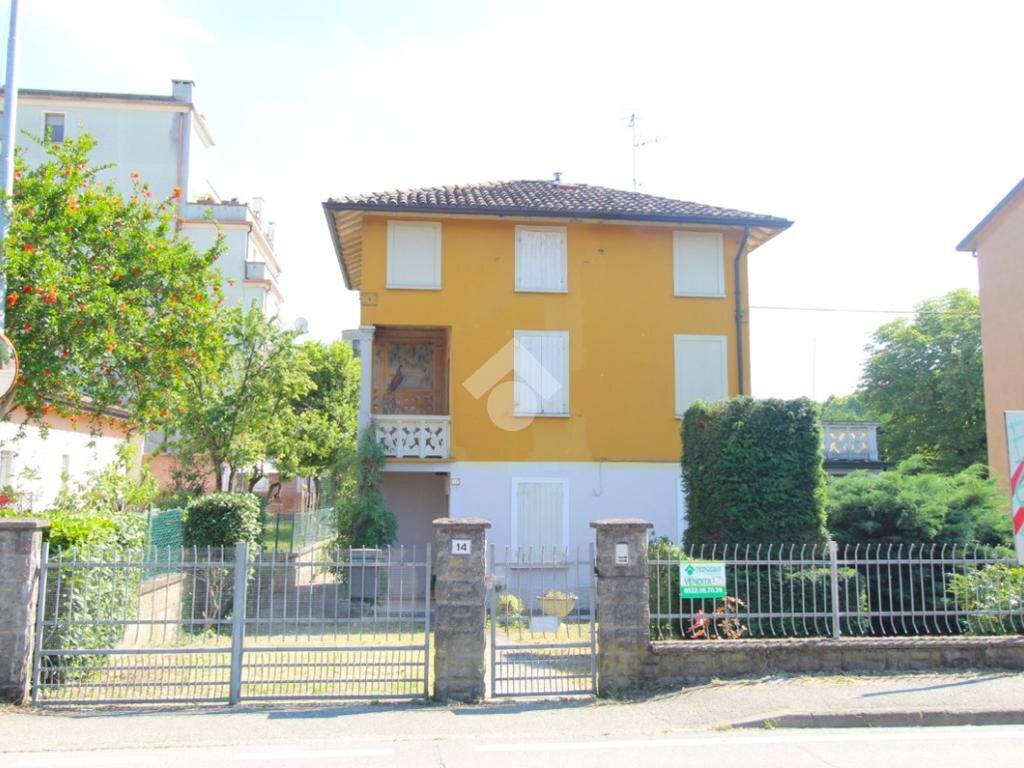 Villa Via guido da bagnolo, Bagnolo in Piano - photo 2