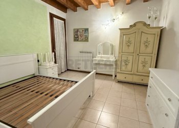 CAMERA - Two-room apartment San Bonifacio - photo 3