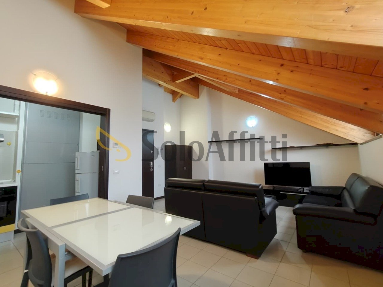 Three-room apartment Gallarate - photo 2