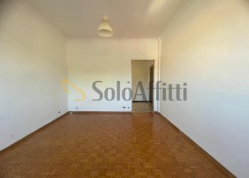 3 - Two-room apartment Torino (neighborhood Campidoglio) - photo 2