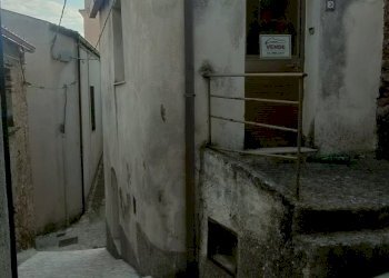 IMG20260524190324 - Casa indipendente Via Santo Spirito 18, Bova - foto 3