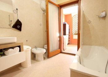 WhatsApp Image 2026-05-12 at 09.29.14 (6) - Two-room apartment Sestu - photo 15