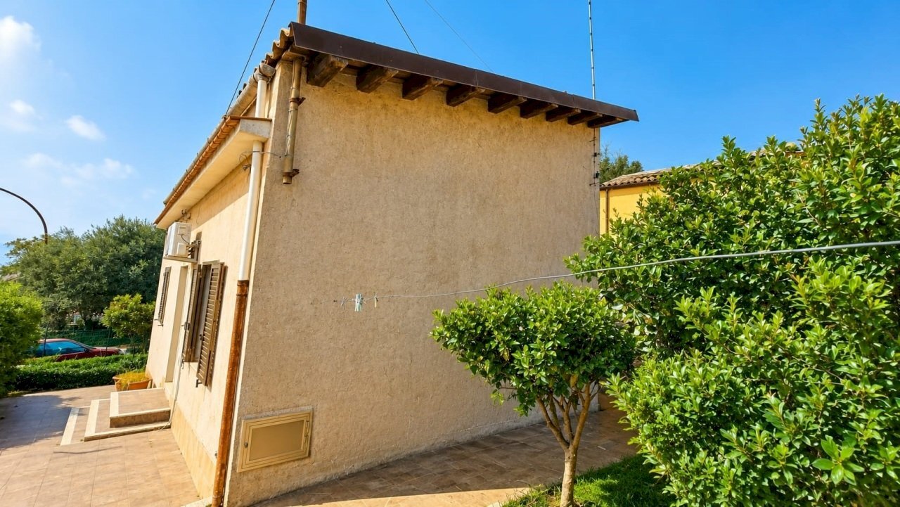 WhatsApp Image 2026-05-18 at 10.33.58 (1) - Villa Via Primosole 150, Palazzolo Acreide - photo 3