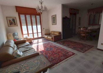 IMG-20260522-WA0013 - Four-room apartment Viale Anna Maria Adorni, Fivizzano - photo 1
