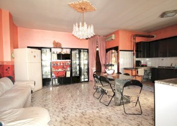 SALONE3 - Three-room apartment Via Gaetano Donizetti 5, Succivo - photo 8