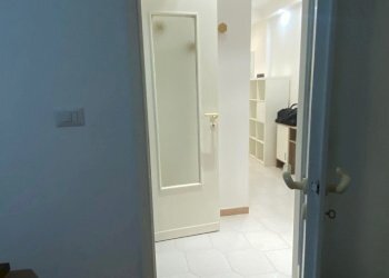 IMG_1790 - Two-room apartment Piazza Borgo Dora 42, Torino (neighborhood Valdocco) - photo 3