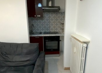 IMG_1782 - Two-room apartment Piazza Borgo Dora 42, Torino (neighborhood Valdocco) - photo 8