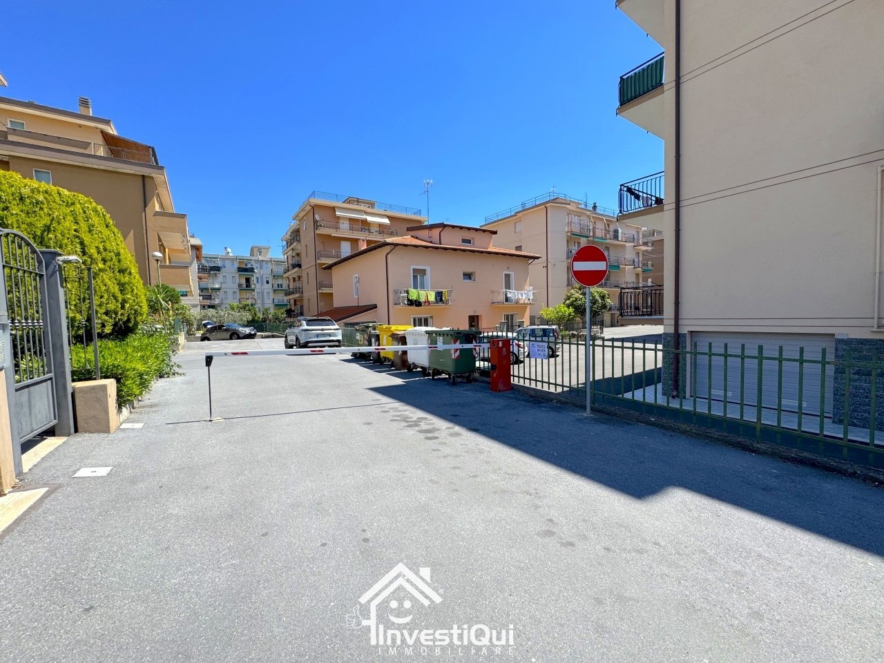 INGRESSO CORTE CONDOMINIALE - Box Via Milano 303, Pietra Ligure - foto 1