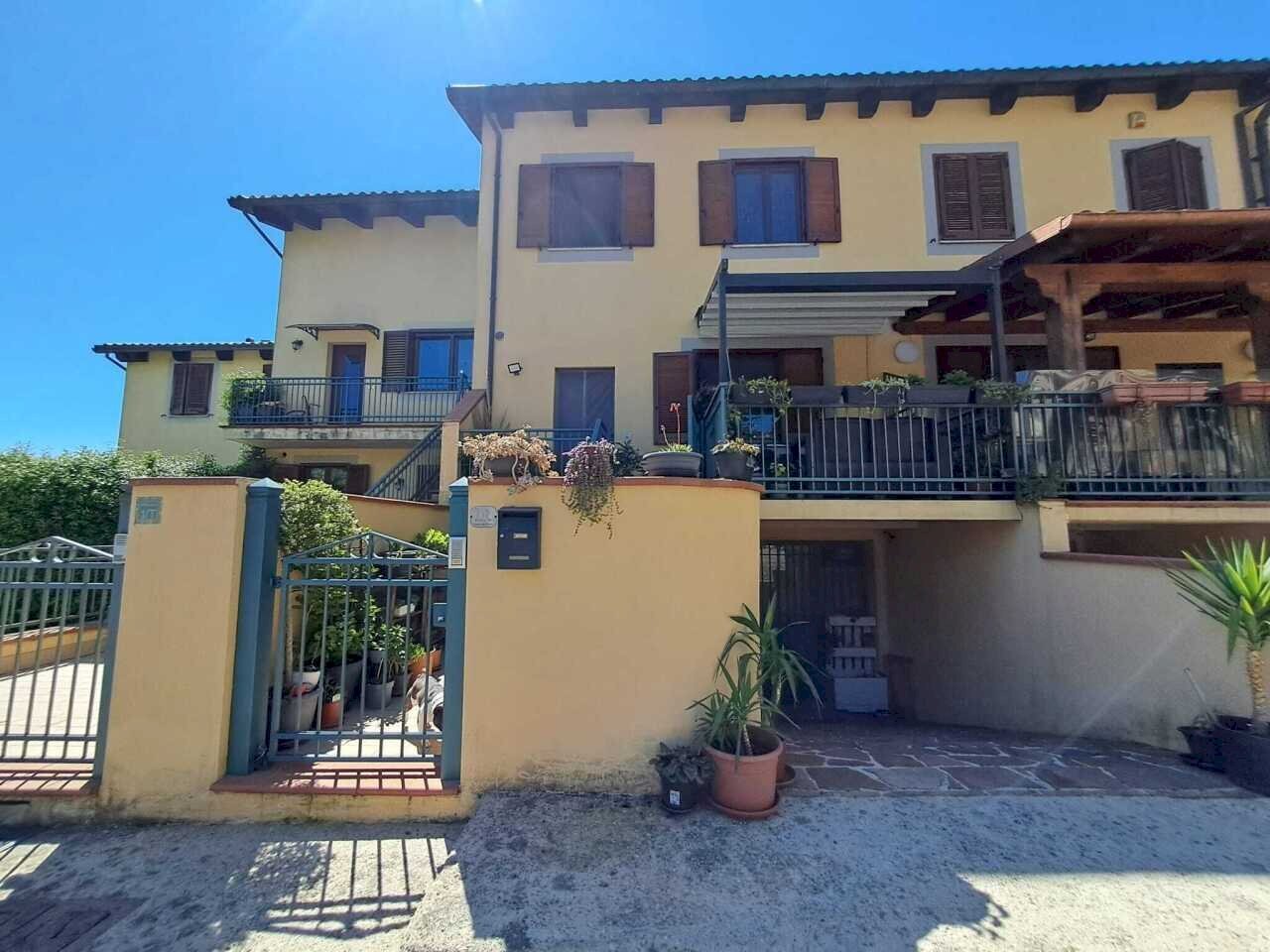 2 - Townhouse Via Rimembranze, Amelia - photo 1