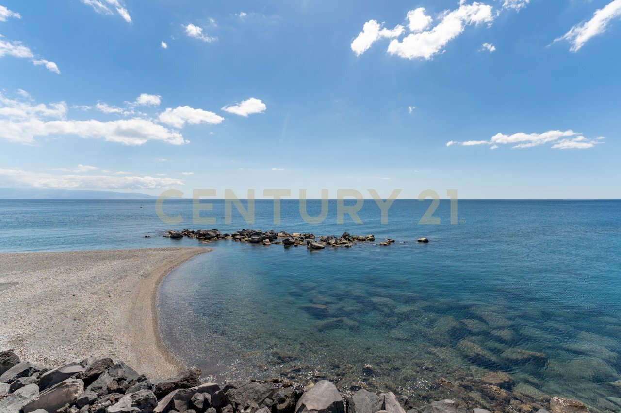 Via Lungomare 2 (3) - Two-room apartment Via Lungomare 2, Sant'Alessio Siculo - photo 3