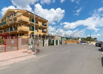 Via Lungomare 2 (8) - Two-room apartment Via Lungomare 2, Sant'Alessio Siculo - photo 5