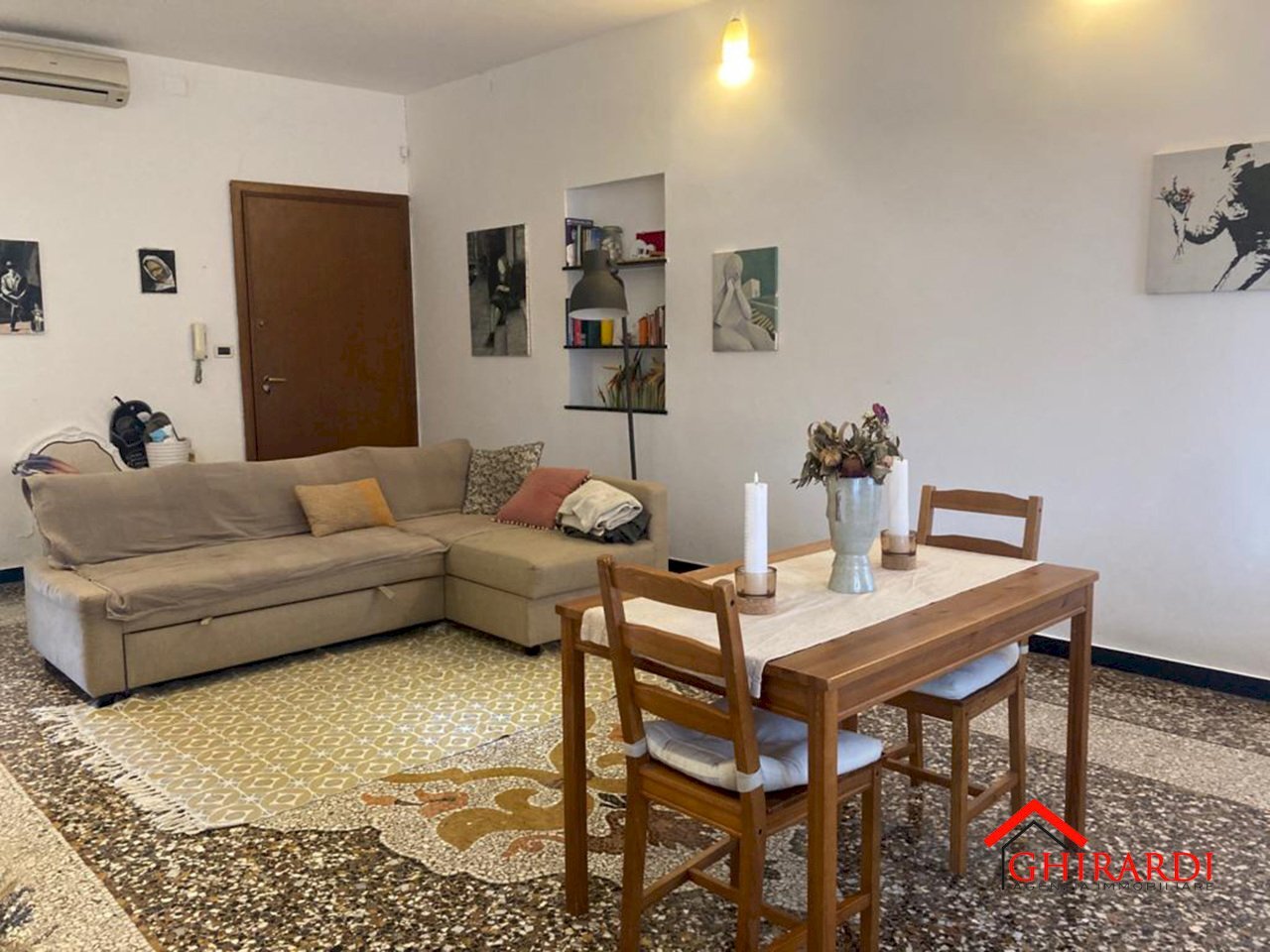 1.0 soggiorno.jpg - Appartamento VICO SCHIAFFINO 1, Genova (zona Sestri Ponente) - foto 1