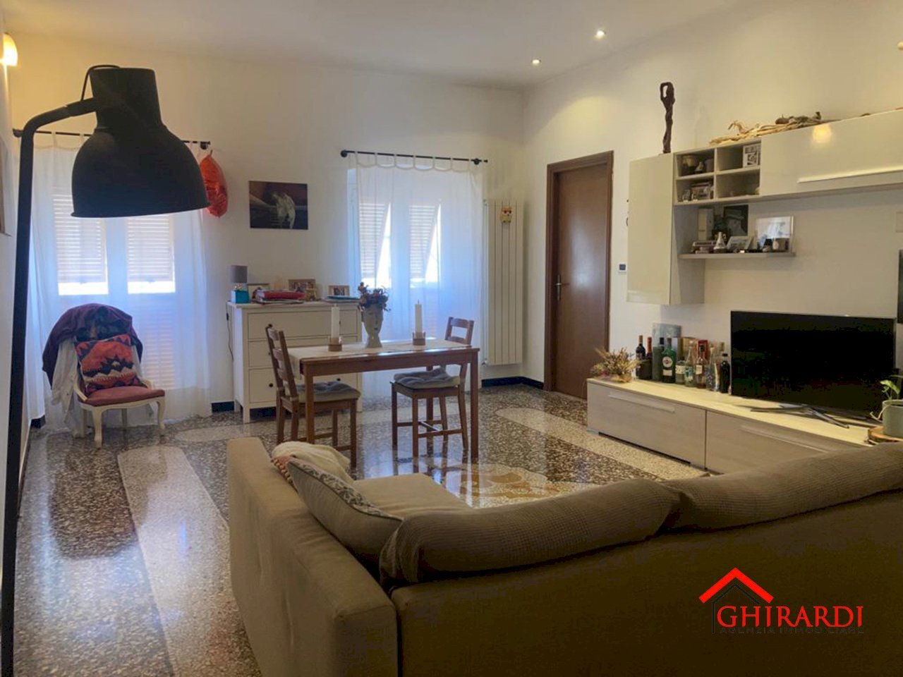 1.2 soggiorno.jpg - Appartamento VICO SCHIAFFINO 1, Genova (zona Sestri Ponente) - foto 3