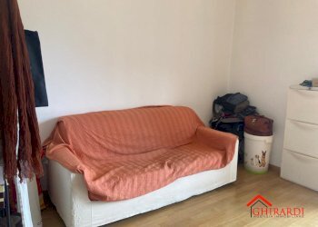 4.0 camera2.jpg - Appartamento VICO SCHIAFFINO 1, Genova (zona Sestri Ponente) - foto 8