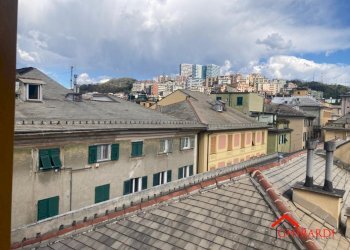 8.5 vista.jpg - Appartamento VICO SCHIAFFINO 1, Genova (zona Sestri Ponente) - foto 18