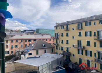 8.7 vista.jpg - Appartamento VICO SCHIAFFINO 1, Genova (zona Sestri Ponente) - foto 20