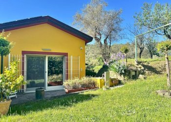 9b609026-1751-4555-aa9b-ecfc9a7f2920.jpg - Independent house Sarzana - photo 2