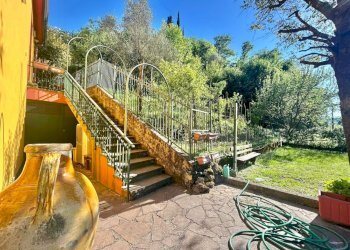 ad7c8017-e94b-4b3e-8660-f32b2d7c6522.jpg - Independent house Sarzana - photo 8