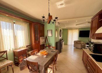 Independent house Mondragone - photo 7