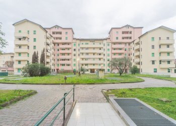 Two-room apartment VIA DE CHIRICO, 4, Monza (neighborhood Libertà) - photo 3