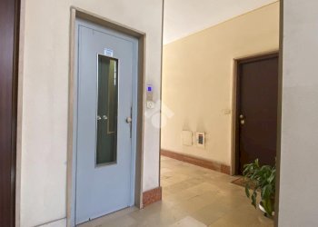 Two-room apartment Via F. Baracca, Grugliasco - photo 17