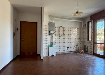 Two-room apartment Via Della Repubblica, Cavriago - photo 2