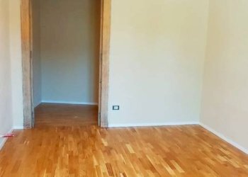Two-room apartment Corso 4 Novembre, 1, Cuneo (neighborhood Centro) - photo 5
