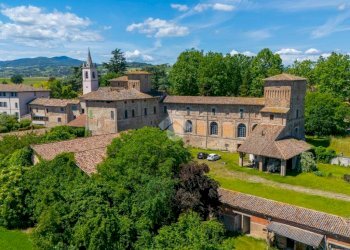 Villa Via pedemontana, Parma (neighborhood Panocchia) - photo 1