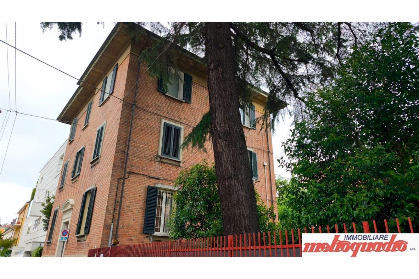 Two-room apartment Bologna (neighborhood Costa Saragozza) - photo 1