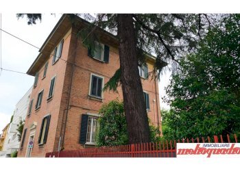 Two-room apartment Bologna (neighborhood Costa Saragozza) - photo 1