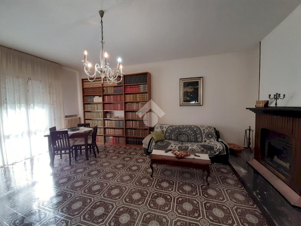 Four-room apartment Via dell'Agrifoglio, Rimini - photo 3