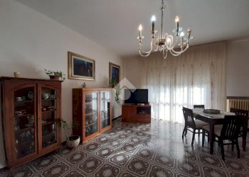 Four-room apartment Via dell'Agrifoglio, Rimini - photo 7