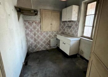 Three-room apartment Via Vittorio Emanuele ii, 212, Garessio - photo 3