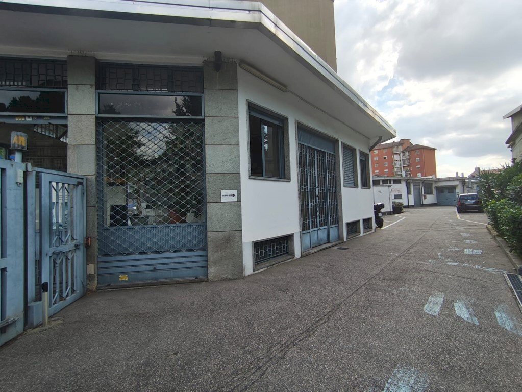 Commercial Premises Torino strada Castello di Mirafiori 4, Torino (neighborhood Mirafiori Sud) - photo 3