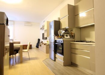 Four-room apartment Seconda strada torre, Pioltello - photo 6
