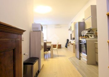 Four-room apartment Seconda strada torre, Pioltello - photo 8