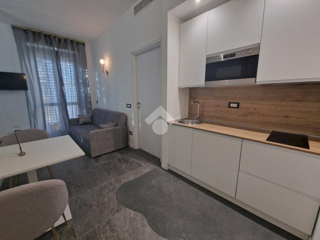 Two-room apartment Viale Fratelli Casiraghi, Sesto San Giovanni - photo 3