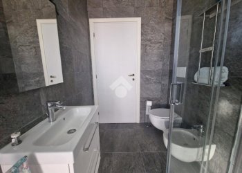 One-room apartment Viale Fratelli Casiraghi, Sesto San Giovanni - photo 6
