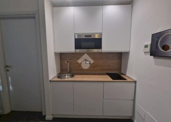 One-room apartment Viale Fratelli Casiraghi, Sesto San Giovanni - photo 7