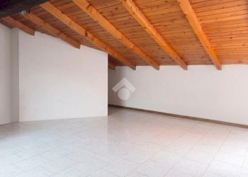 Four-room apartment Via Cesare Battisti, Cormano - photo 24