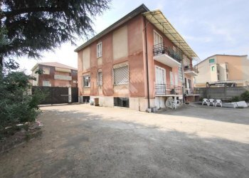 Four-room apartment Via Cesare Battisti, Cormano - photo 25