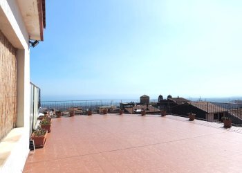 Foto 48 - Attico via Monte San Michele
 
6, Zafferana Etnea - foto 48