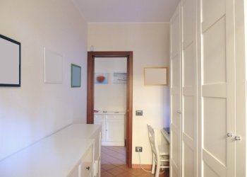 Foto 47 - Four-room apartment Via Quattro Novembre
 
75, Mascalucia - photo 47