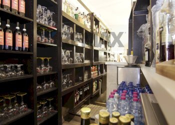 Dispensa di stoccaggio - Bar Tavola Calda - Fredda via C. Battisti
13, Castiglione Olona - foto 17