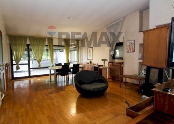 Sala da pranzo - Appartamento via C. Battisti
 
13, Castiglione Olona - foto 2