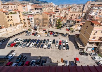 Edificio all\'aperto - Quadrilocale Via Quintino Sella
11, Palermo - foto 18